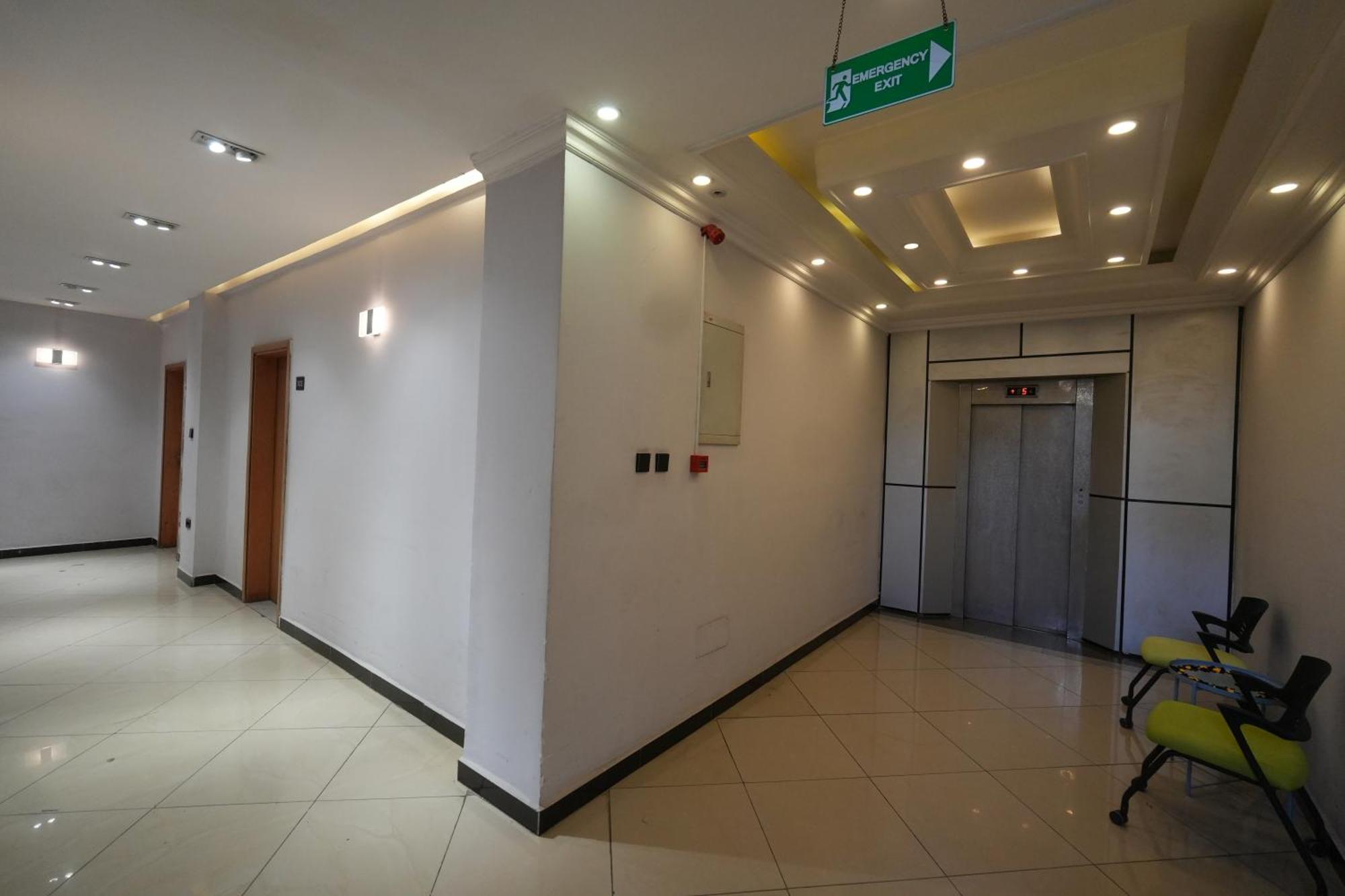 Mazeki Addis Boutique Hotel Exterior photo