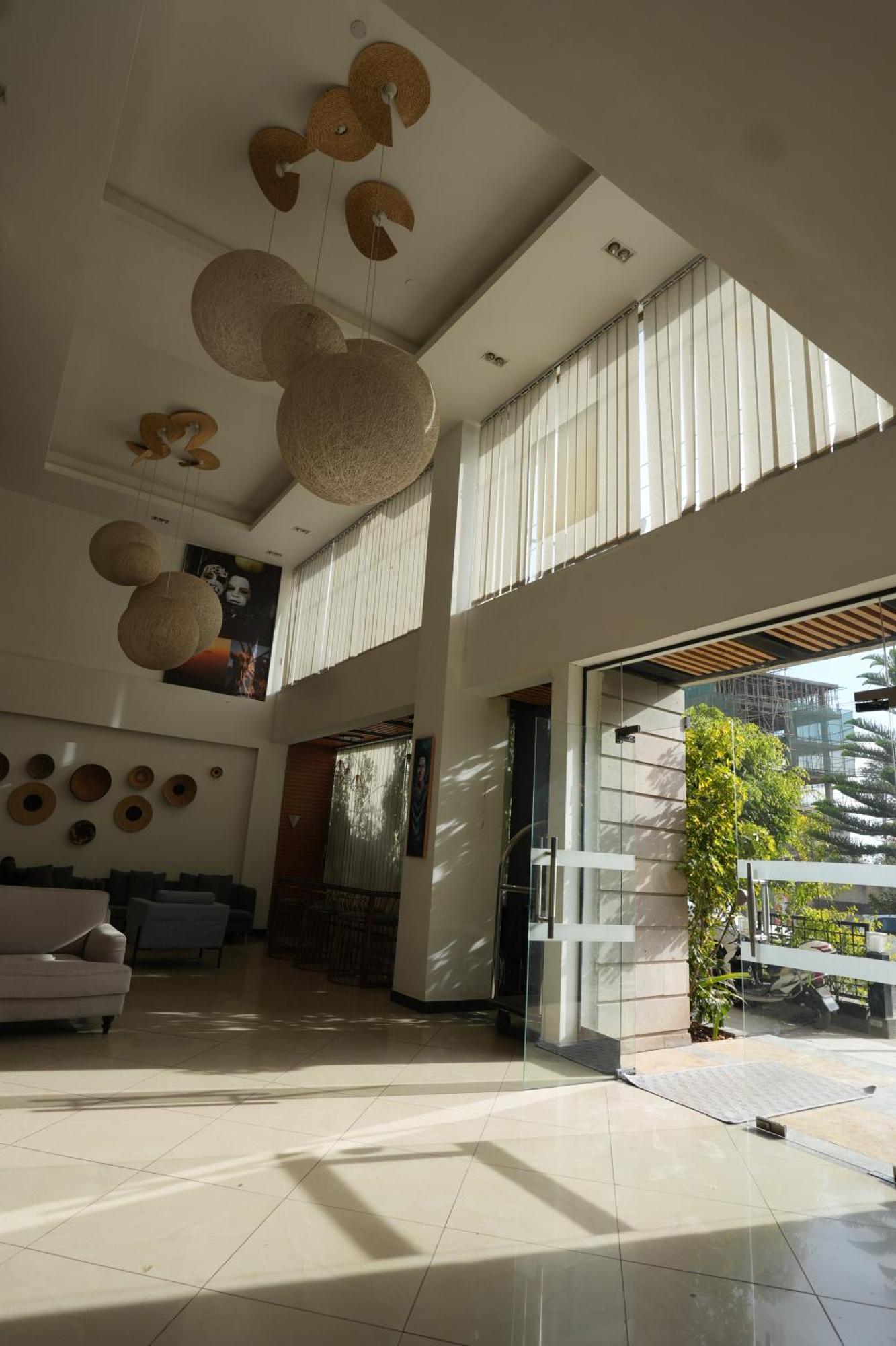 Mazeki Addis Boutique Hotel Exterior photo