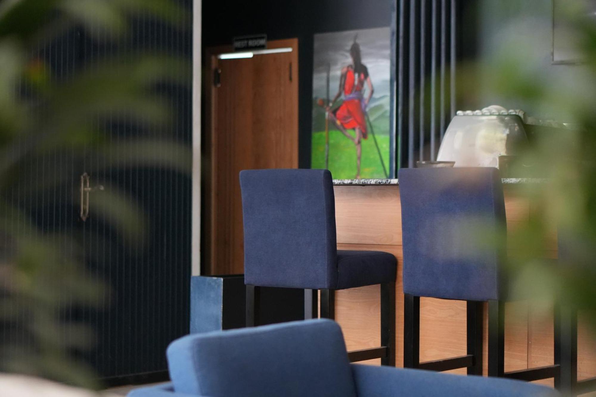 Mazeki Addis Boutique Hotel Exterior photo