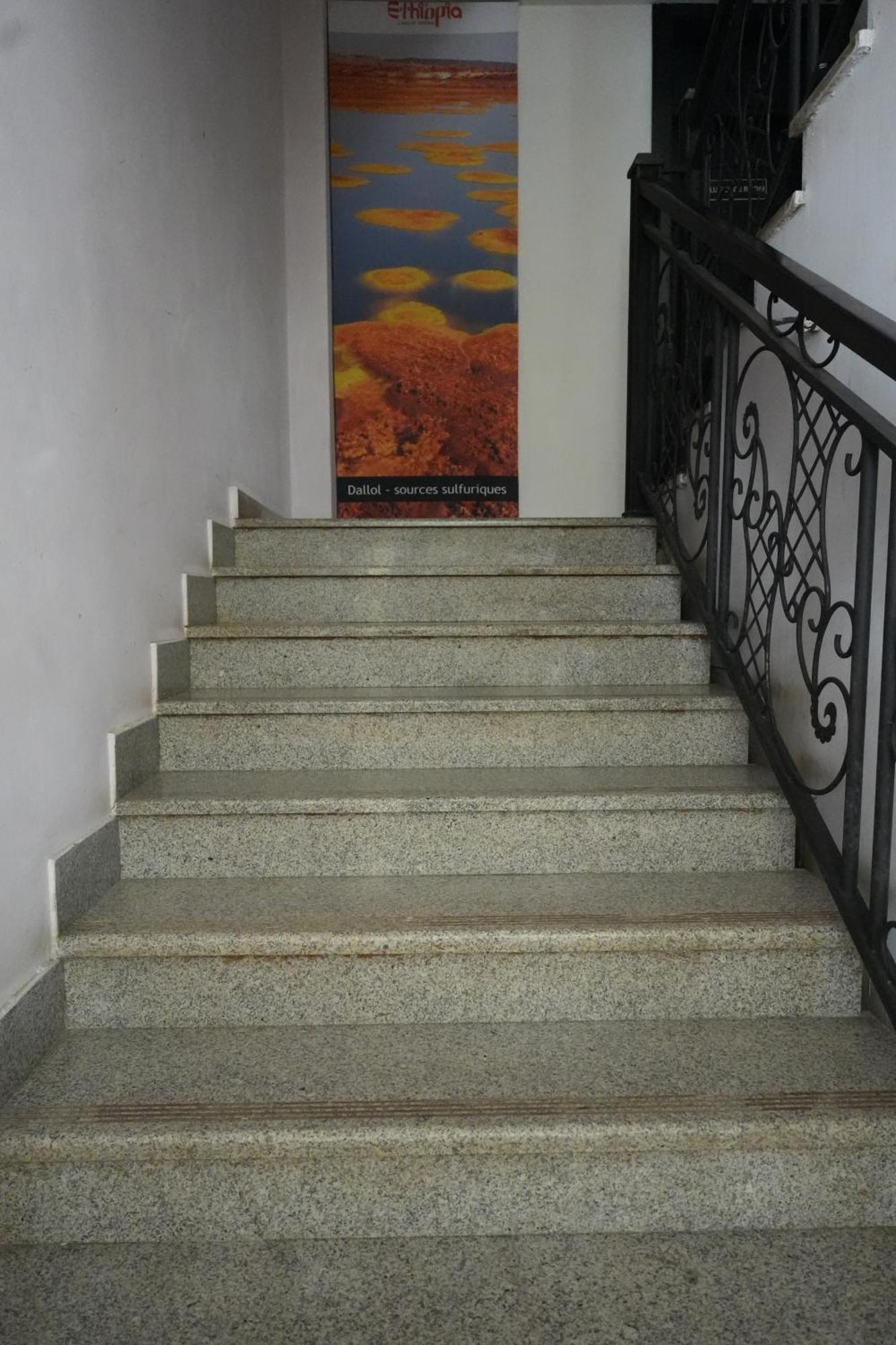 Mazeki Addis Boutique Hotel Exterior photo