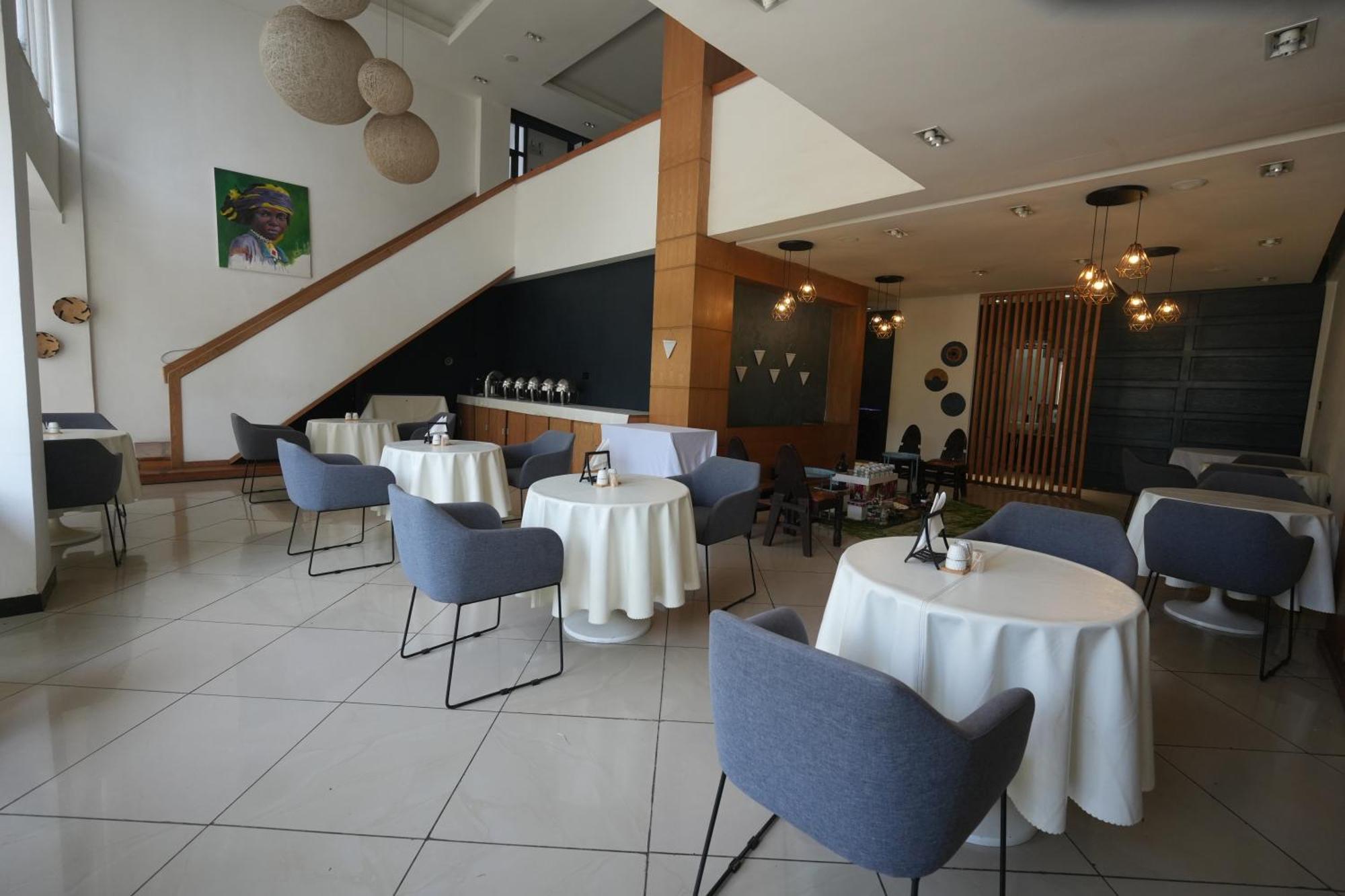 Mazeki Addis Boutique Hotel Exterior photo