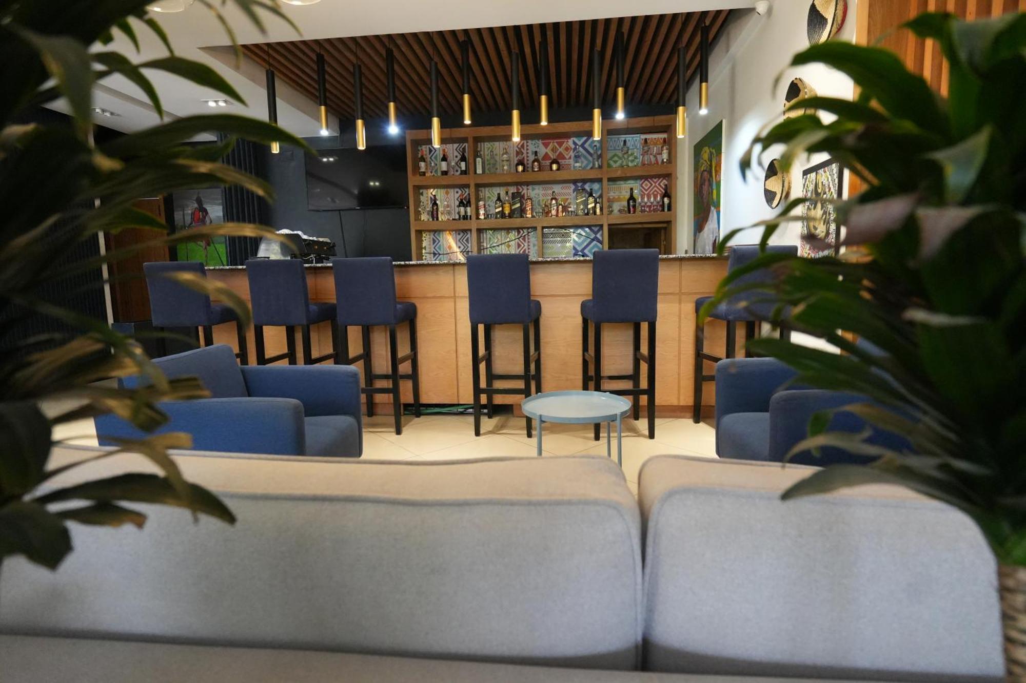 Mazeki Addis Boutique Hotel Exterior photo